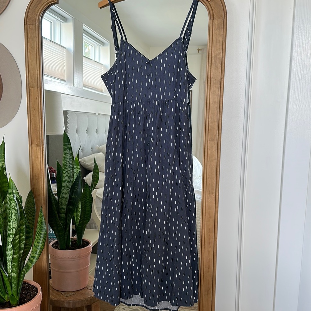 Midi dress with tie back